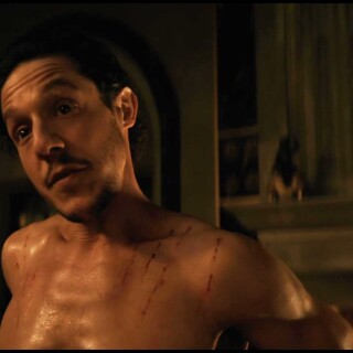 Hot-Celebrity-Theo-Rossi-Nude--Sexy-Scenes-xxx-in-The-Penguin02